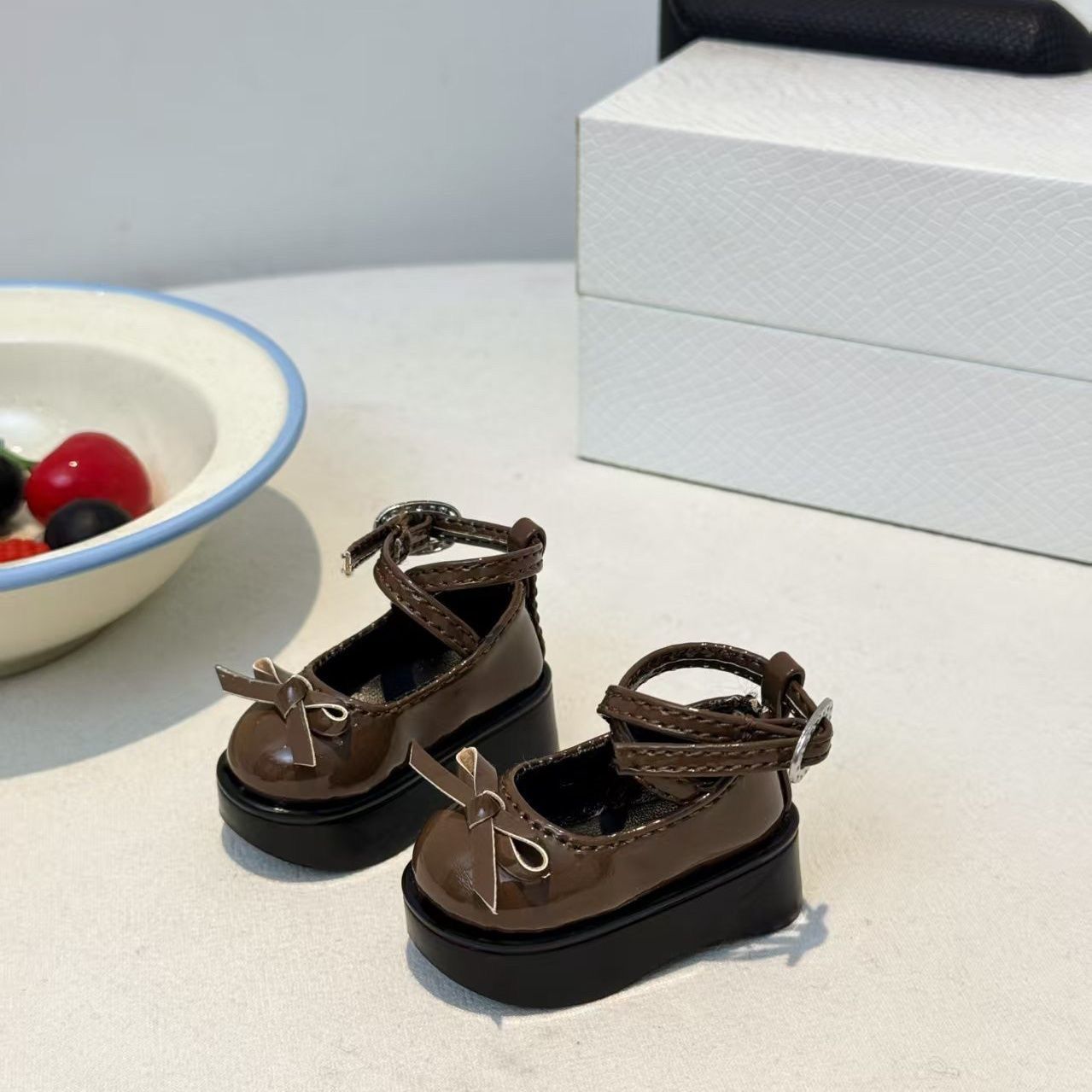 Vintage Collectible Accessories - Coffee Brown Bow Platform Doll Shoes,