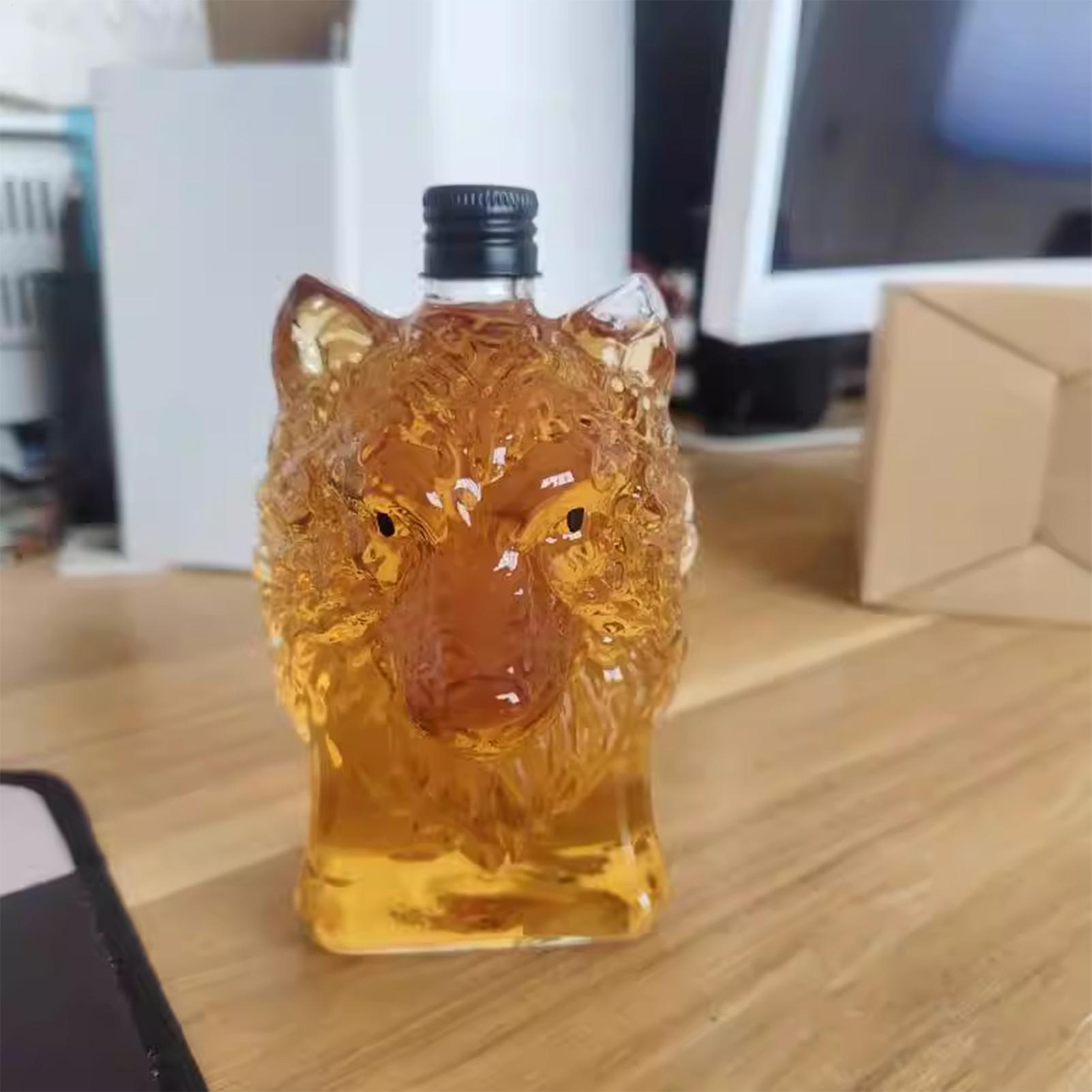 Whiskey Bottle Wolf Shape Wine - Collectible Vintage Wine 评论和价格