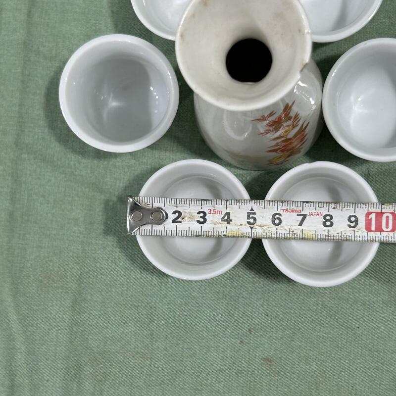 Vintage ceramic ornaments wine - Collectible Vintage Wine 评论和价格